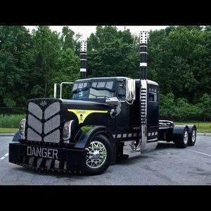 Meet your Posher, Juan